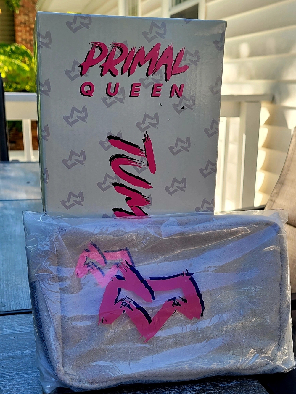 New Primal Queen Tumbler & Waist Pack Set